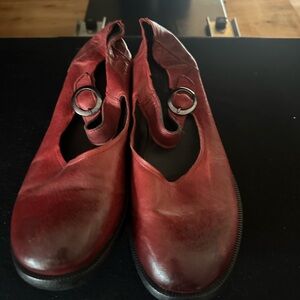 New Sinapsi Italian Burgundy Mary Jane’s